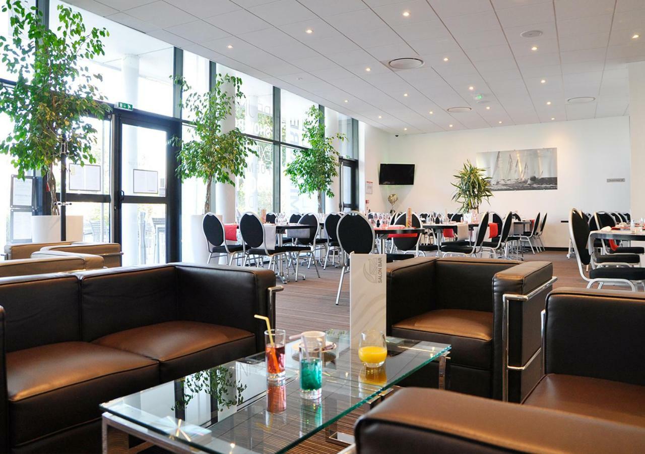 Golden Tulip Pornic Suites- Appart Hotel Экстерьер фото