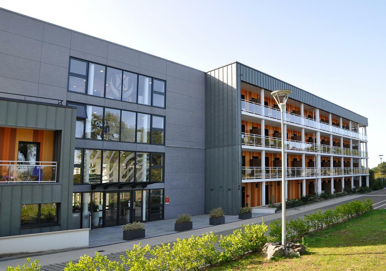 Golden Tulip Pornic Suites- Appart Hotel Экстерьер фото
